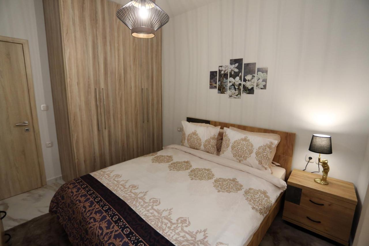 La Larissa Luxury Apartments Trekke מראה חיצוני תמונה